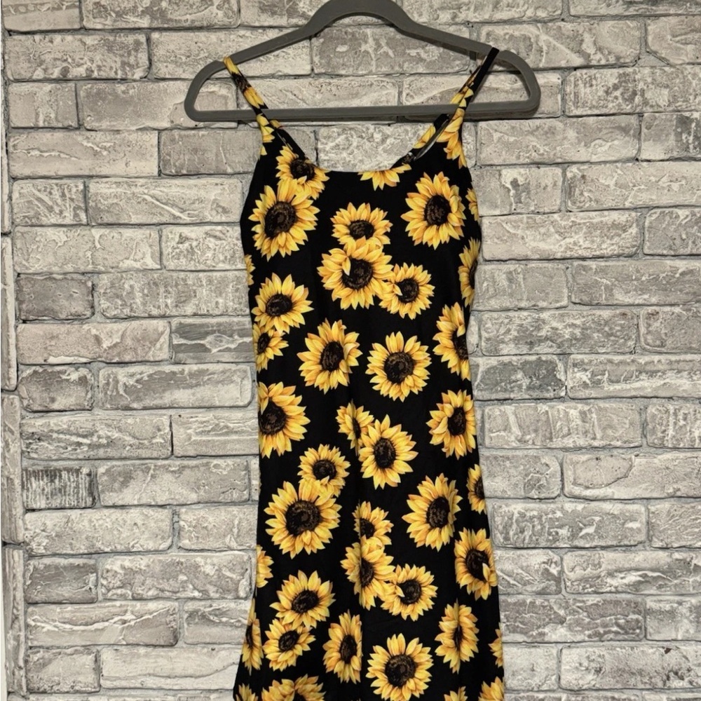 Constantly Varied Gear Sunflower Limitless Dress with Pockets, Tennis Dress